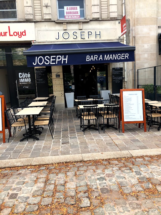 Joseph Bar A Manger