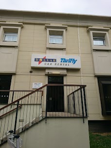 Thrifty Car and Van Rental Heathrow Airport london