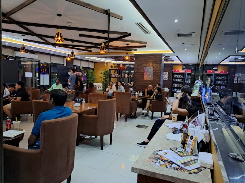 The Hub 7