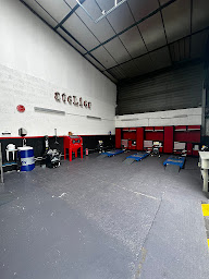 Photo n°2 de Motorcycle Factory à Saint-Genis-Laval (Atelier de réparation pour motos)