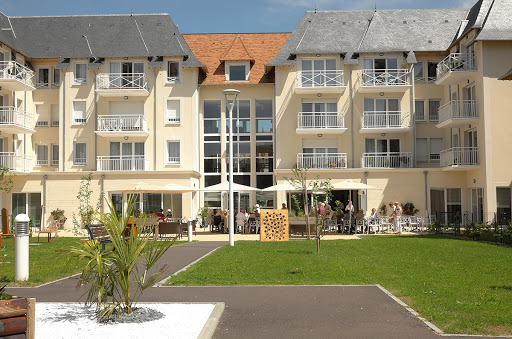 Photo de Résidence Services Seniors Les Jardins d'Arcadie Ouistreham à Amfreville (14860)