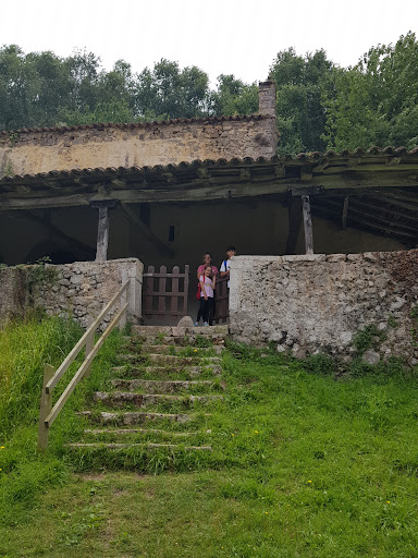 Aparcamiento Cueva del Pindal - Thumbnail