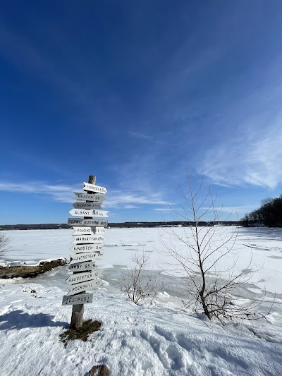 Esopus Meadows Lighthouse