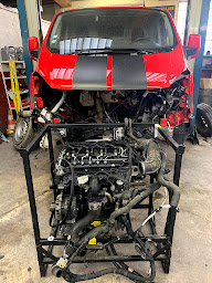 Photo n°13 de Garage des Termes à Peymeinade (Garage automobile)