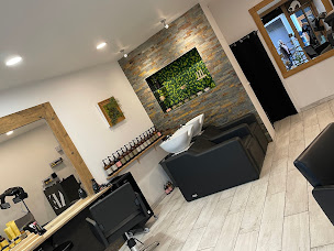 Photo n°3 de L'Atelier d'Elo à Aix-les-Bains (Salon de coiffure)