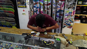 Skate Outlet 4