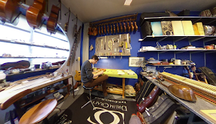 Photo n°8 de Pianos Lechevallier (le domaine musical) à Saint-Lô (Magasin de violons)