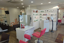 Camille Albane - Coiffeur Rennes à Rennes