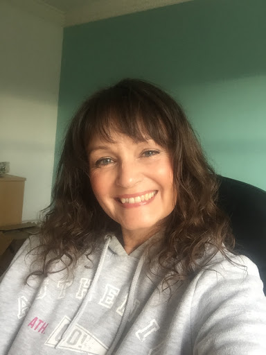 Lesley Hodgson Clinical Massage & Holistic Therapy