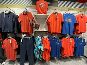 Photo n°9 de Sport 2000 Douarnenez à Douarnenez (Magasin d'articles de tennis de table)