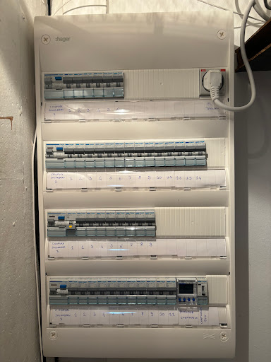 DAMELEC (Artisan électricien)