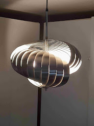 Photo n°20 de Antiquité|Vintage|LES TRESORS DU QUAI|Strasbourg à Strasbourg (Magasin de vêtements vintage)