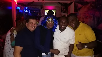 Photos of Chaney Rumba Diferente