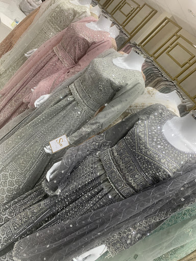 Shiza Collection - Ladies Stitched Clothes Birmingham - Thumbnail