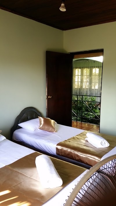 Photos of Pilimathalawa holiday bungalow