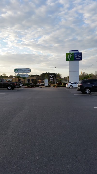 Photos of Holiday Inn Express & Suites Florence I-95 @ Hwy 327