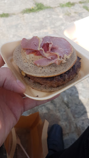Burger Artisan