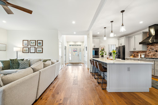 Fran Collins - Realtor - Snyder Donegan Real Estate Group