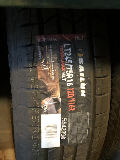 El tio tire service - Thumbnail