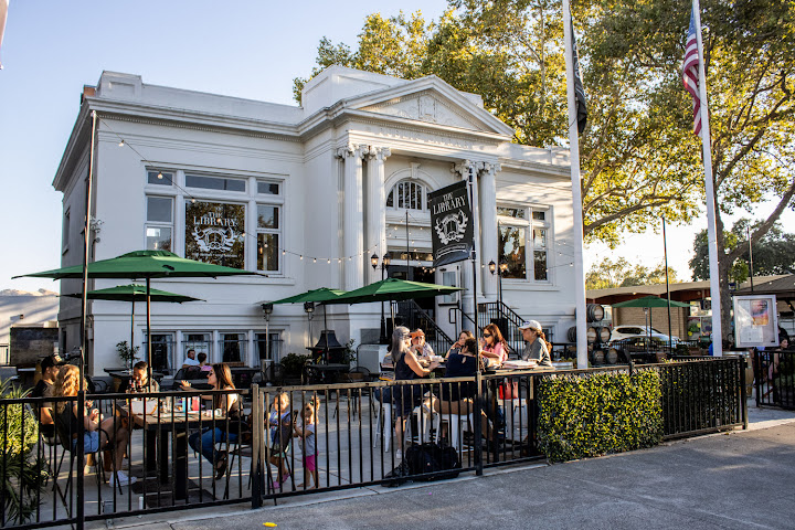 Journey Downtown by null