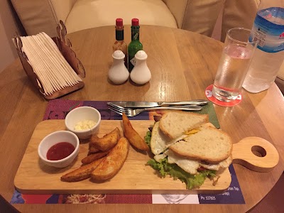 Photos of Gusto Coffee Pub