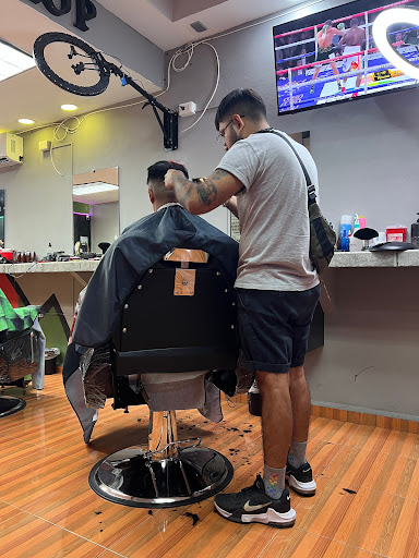 Upper Cutz Cancun - Thumbnail