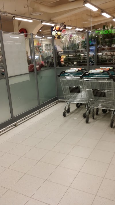Photos of Coop Mega H&oslash;nefoss
