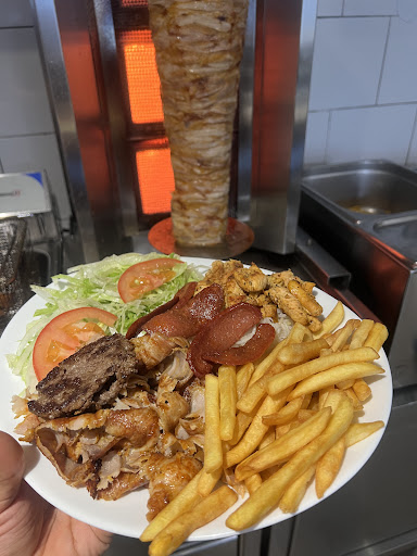 Photo 3 - Burger Mania