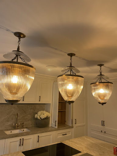 AMI ELECTRICAL SOLUTIONS - Visual
