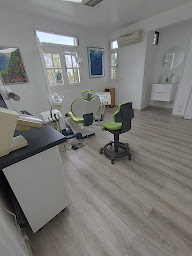 Photo n°2 de Cabinet Dentaire Clément Morélot à Saint-Leu (Dentiste)