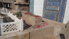 Tomb Khawaja Awais Kagha multan