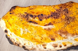 Photo n°9 de Le Camion Mouv'Pizza à Brunoy (Pizzeria)