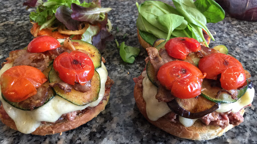 Photo 2 - La Ferme à Burgers