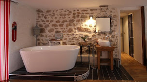 Photo n°3 de L'Escale du Banquet à Mhère (Chambre d'hôtes)