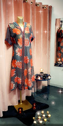 Photo n°8 de Boutique FASHION STYLE ( Sanàa Caftan) nouveau propriétaire à Frontignan (Magasin de vêtements pour femmes)