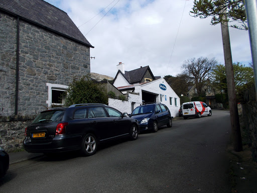 Gadlys Garage - Thumbnail