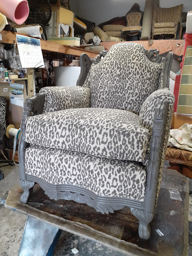 Madrigal's Custom Upholstery - Thumbnail