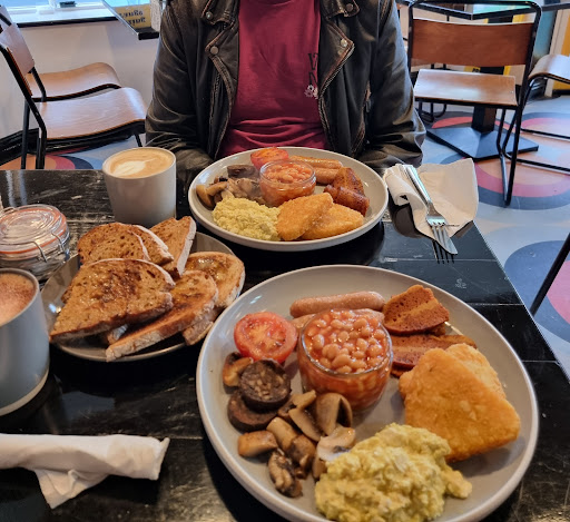Scoffs Feel Good Food - Thumbnail