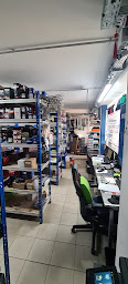 Photo n°4 de Run Car Parts à Les (Magasin de pièces automobiles)