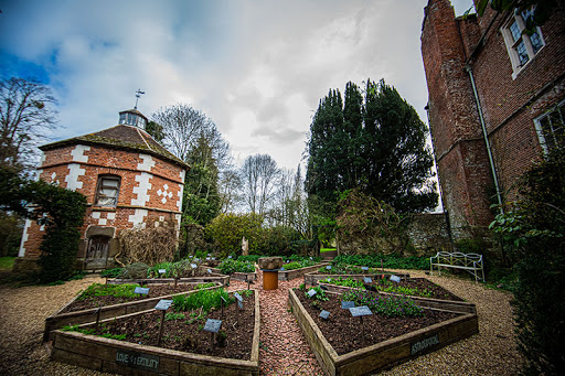 Hellens - Visual