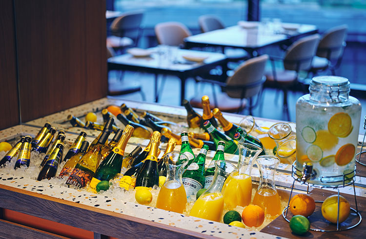 バー＆ラウンジ「!JAJA! BAR（ジャジャバー）」