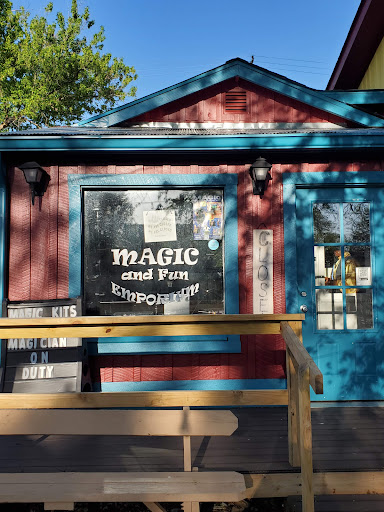 Denny’s Magic Showroom - United States