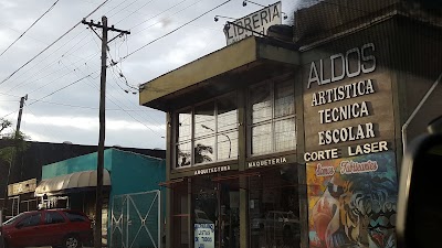 Photos of Aldos LIBRER&Iacute;A
