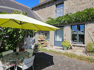 Photo n°1 de Chambres d'hôtes Chez Yves et LiLi à Meillac (Chambre d'hôtes)