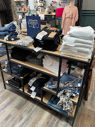 Photo n°5 de Del et Chic à Commercy (Magasin de maroquinerie)