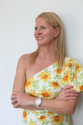 Dr Claudia Nicholson