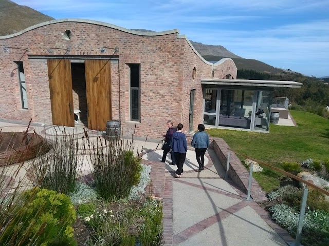 Spookfontein Wines & Spookfontein Restaurant