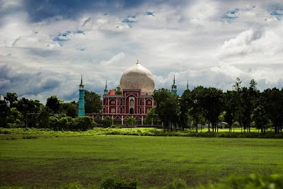 Photos of Khanka Sharif Mosque