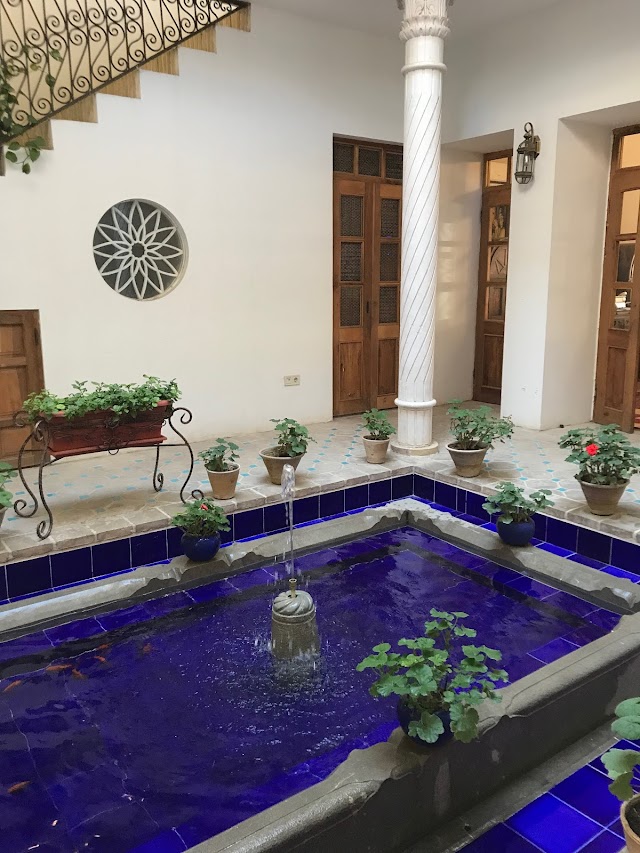 Keryas Traditional Hotel