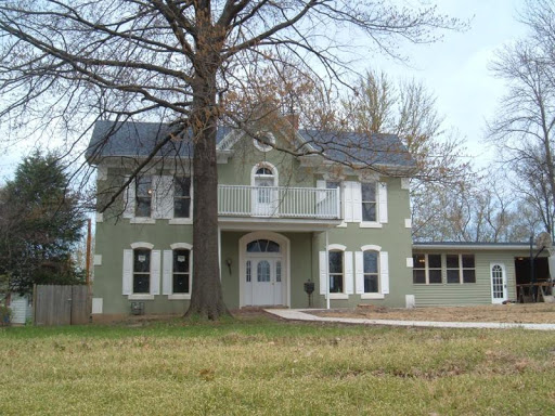 COMO REALTY - Visual